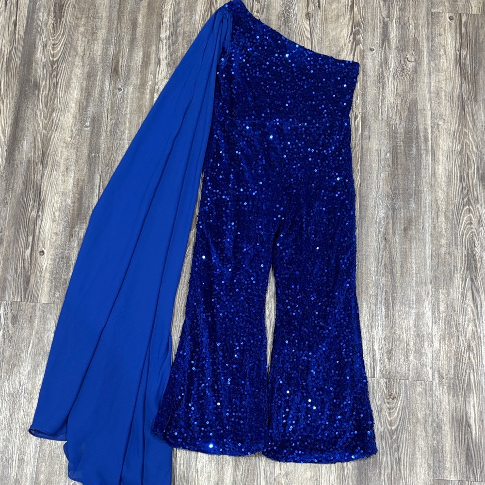 Elegant Blue Sequin One-Shoulder Jumpsuit